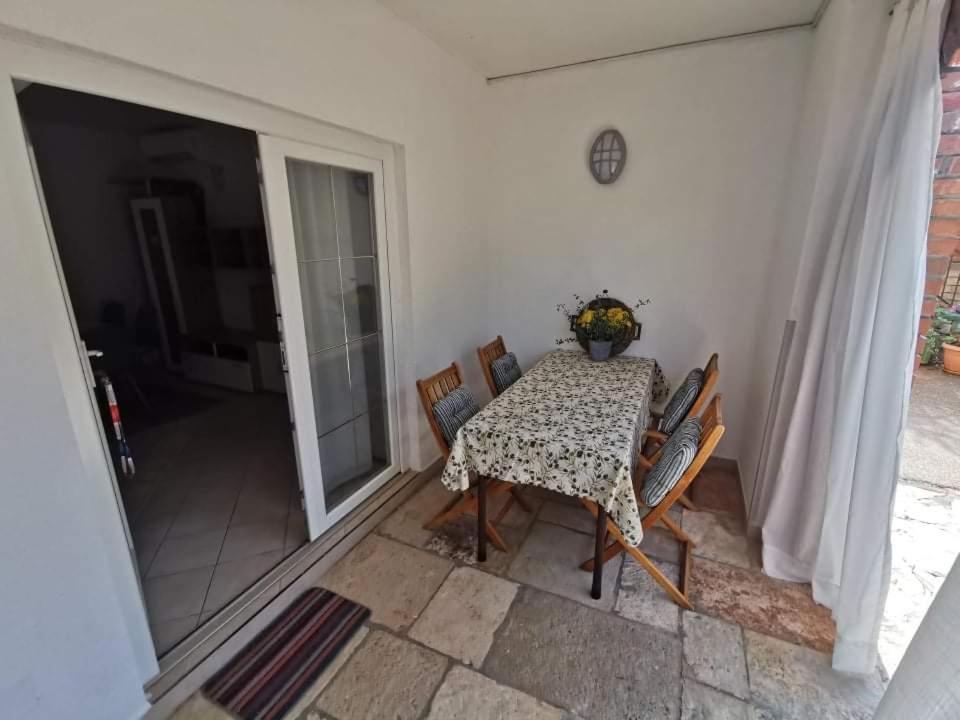 Ferienwohnung App Carla Novigrad Istria Exterior foto