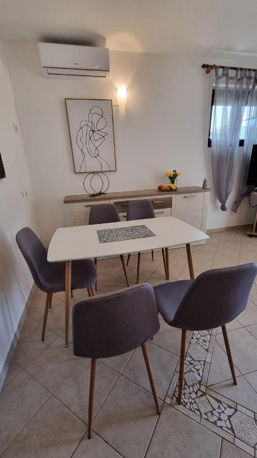 Ferienwohnung App Carla Novigrad Istria Exterior foto